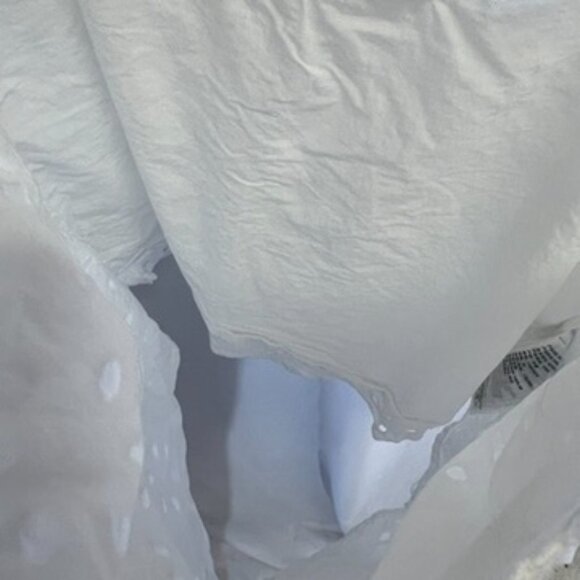 A&F Spaghetti Strap Lace Doily Lined Tank Top - Picture 7 of 8